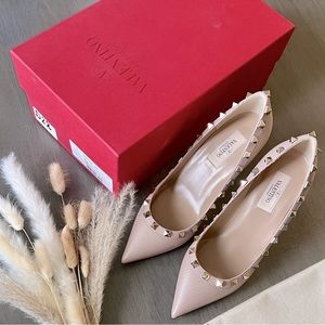 NWT Valentino Pump Heels